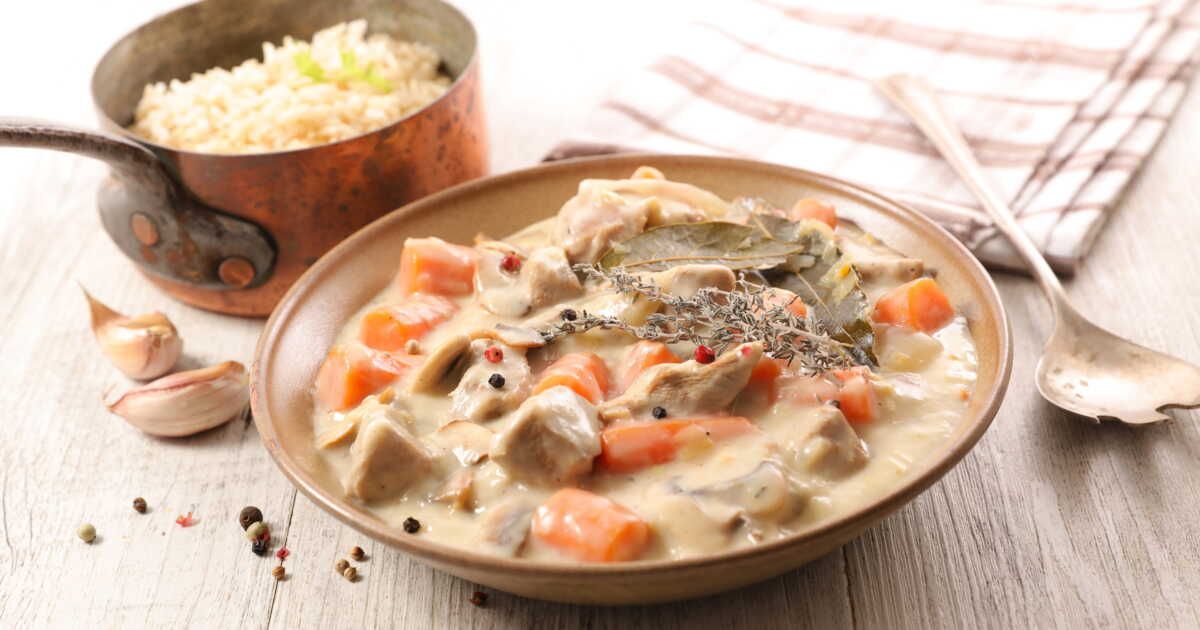 Comment épaissir facilement la sauce d’une blanquette ? L'astuce incontournable