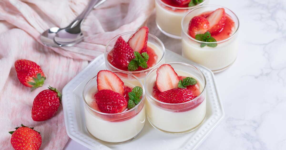 Panna cotta légère aux fraises : une recette allégée et savoureuse