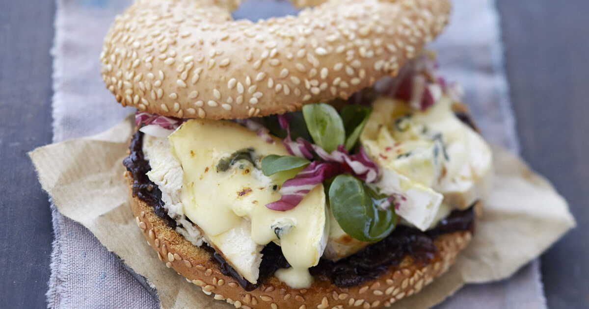 Bagel au bleu et blanc de poulet