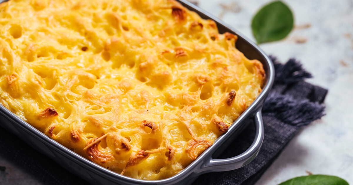Redonnez vie à vos restes avec un gratin de pâtes au cheddar irrésistible