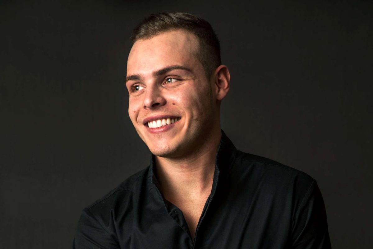 Amaury Guichon : le pâtissier qui sublime le chocolat sur les réseaux sociaux