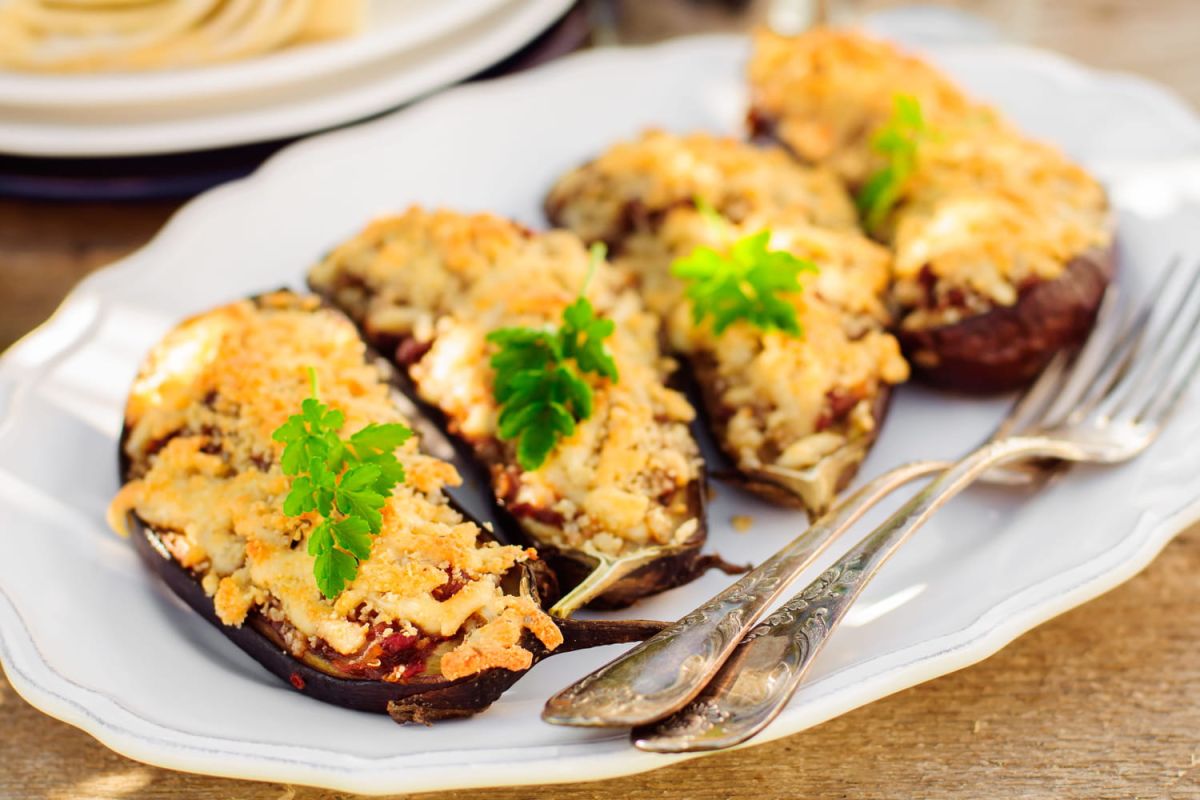 Découvrez la recette estivale des aubergines à la bonifacienne par Laurent Mariotte