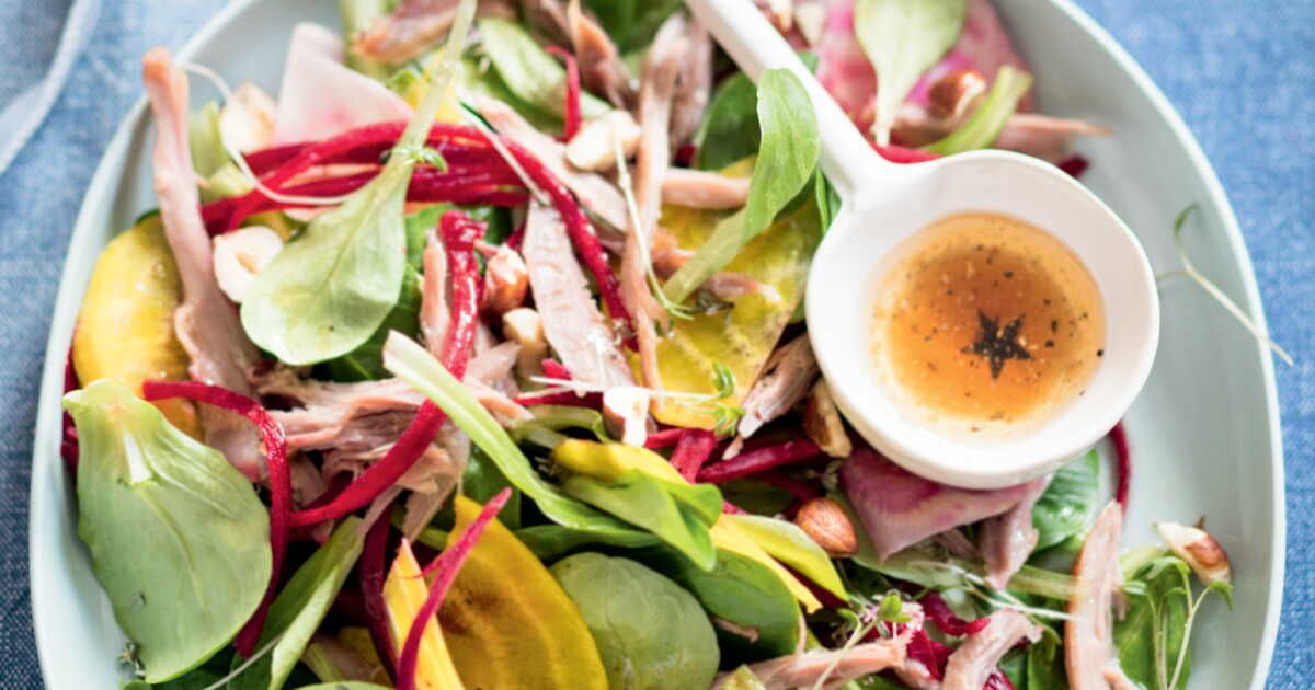 Salade croquante au canard confit
