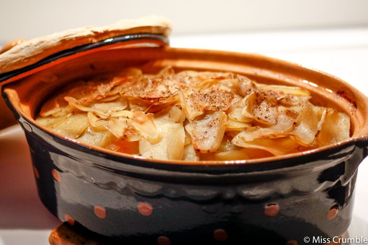 Un voyage culinaire au cœur du baeckeoffe alsacien