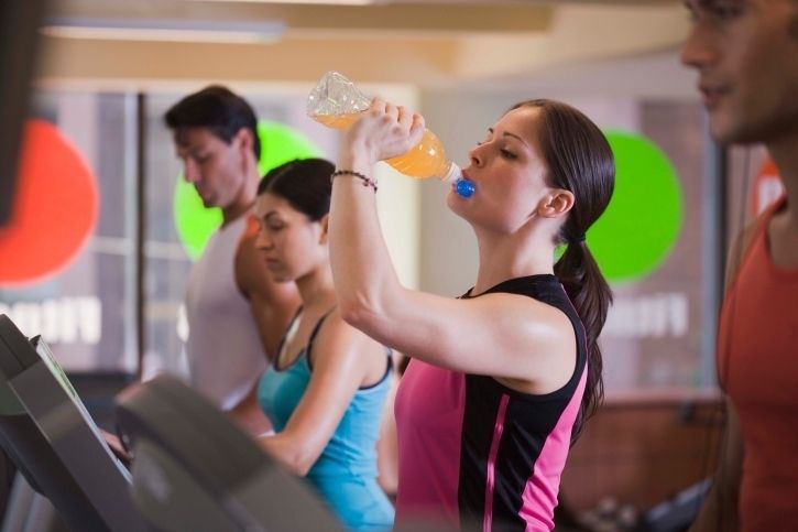 Les dangers cachés des boissons énergisantes pour les adolescents