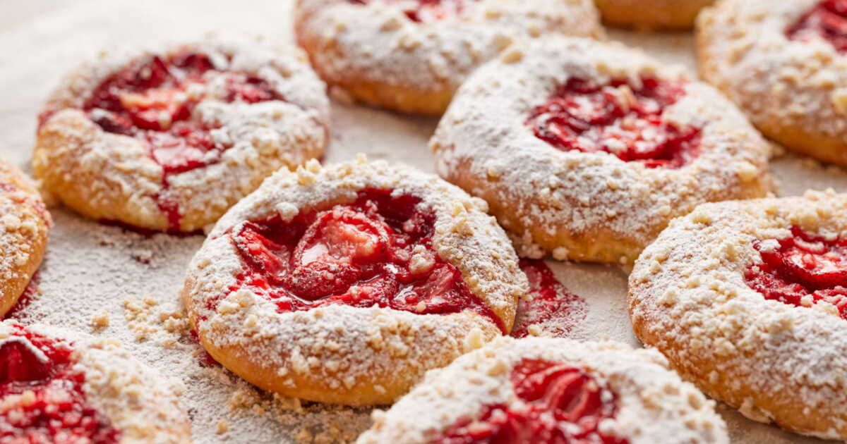 Un cookie géant à la framboise et au chocolat blanc : la recette du chef Mohamed Cheikh