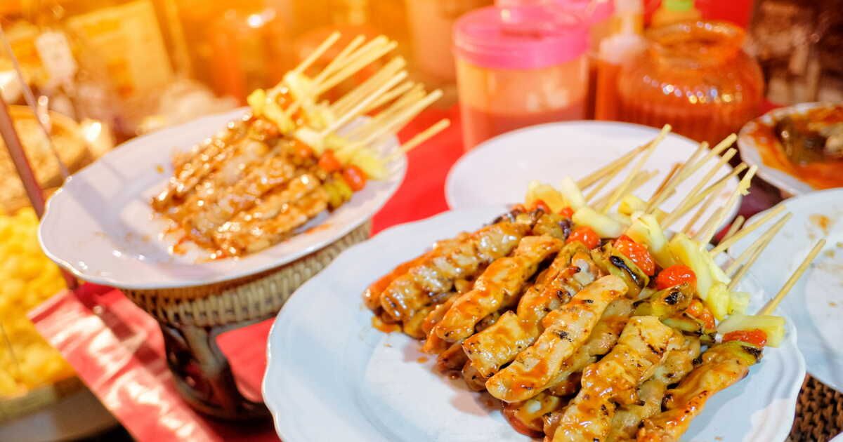 Les brochettes yakitori végétariennes à l’aubergine et au fromage de Diego Alary