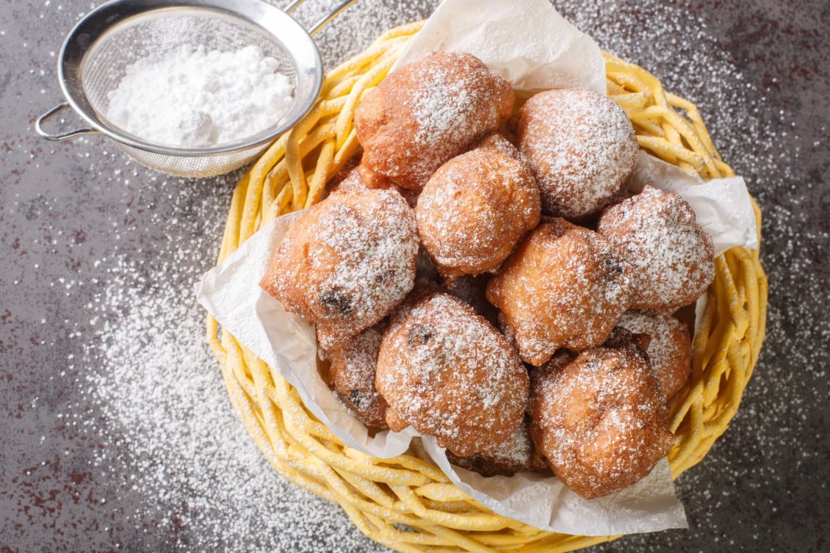 Des beignets de carnaval prêts en un éclair : la recette facile et rapide