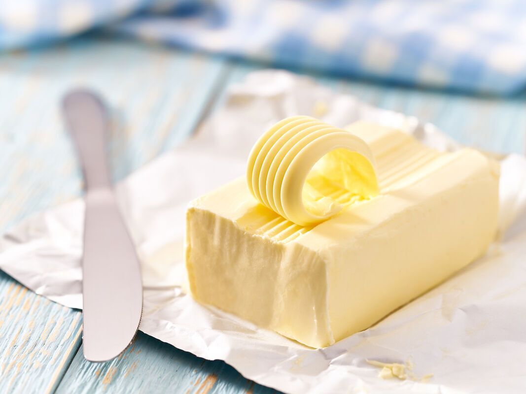 Le beurre à température ambiante : combien de temps peut-on le laisser sans risque ?