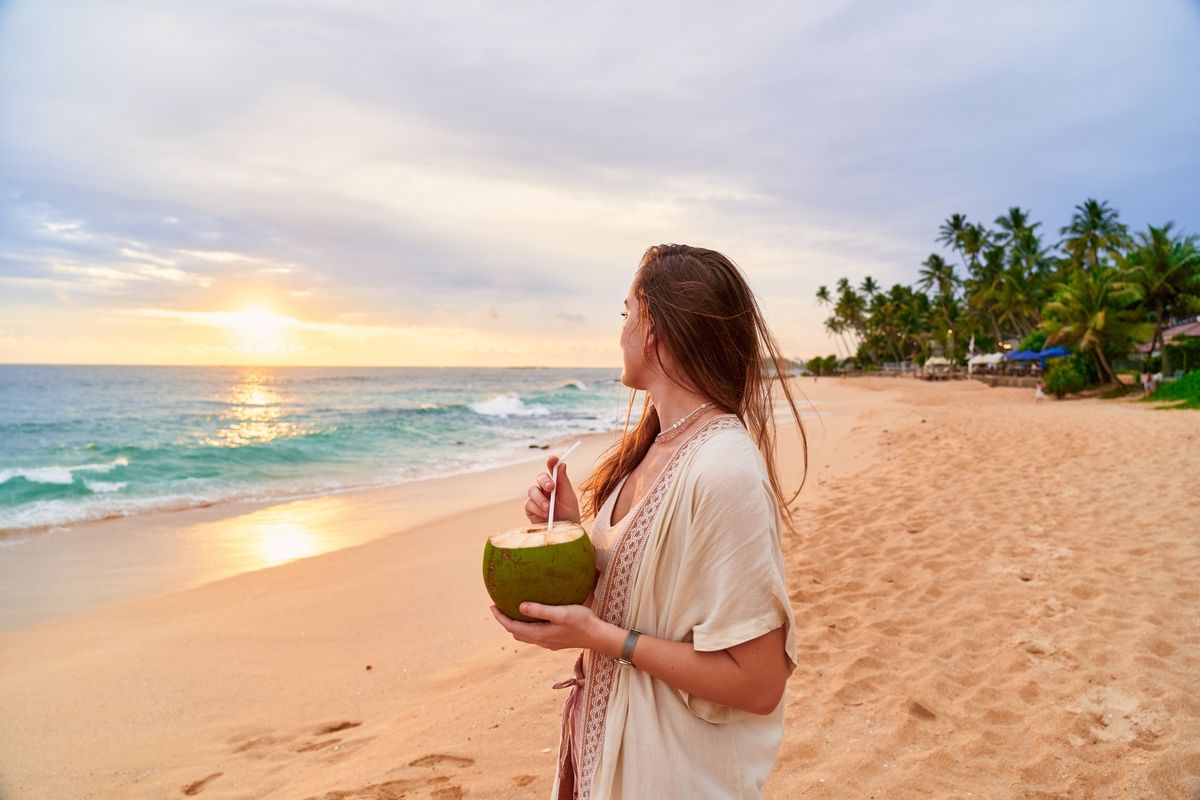 une noix de coco pourrie laisse un homme dans un coma irréversible