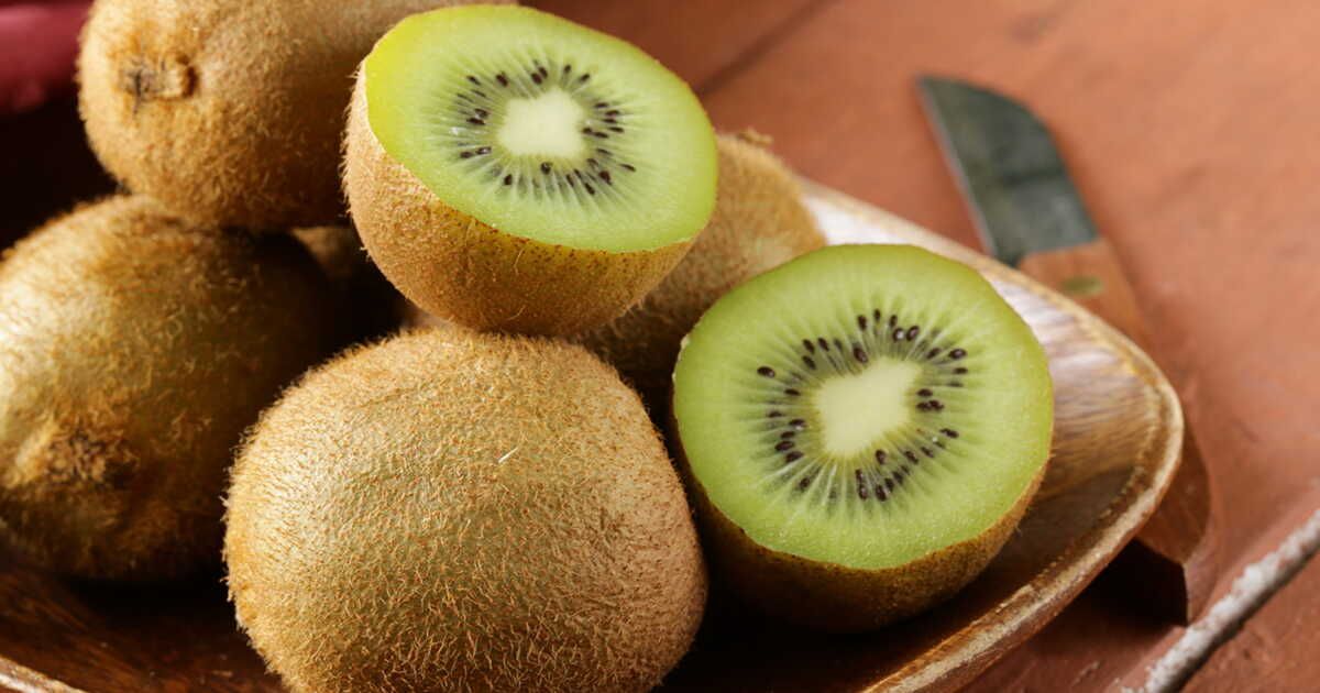 Des astuces infaillibles pour mûrir vos kiwis en un clin d'œil