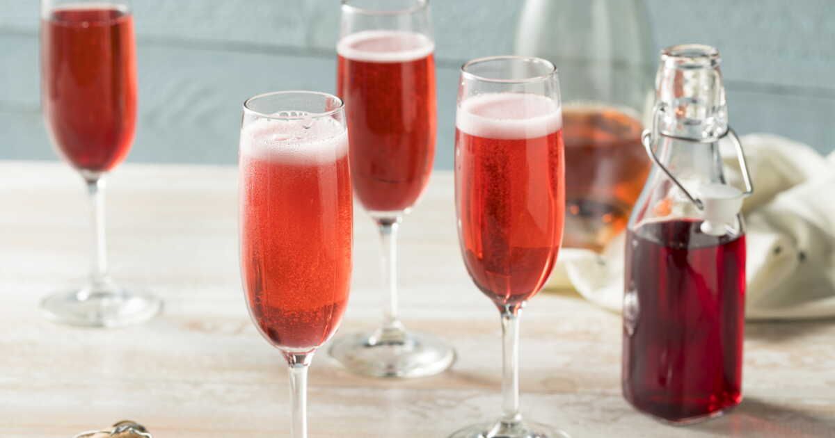 Des cocktails au champagne pour un réveillon pétillant