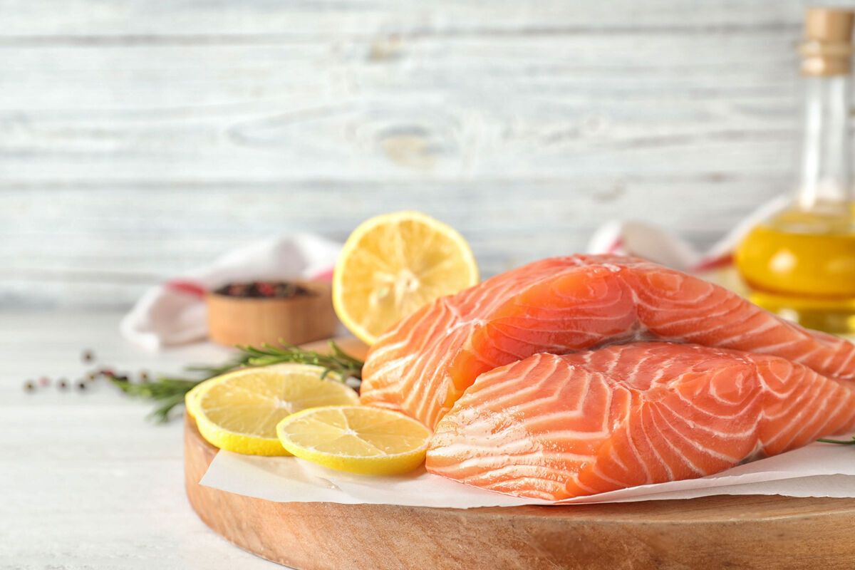 Le saumon : allié ou ennemi pour votre santé ? Découvrez la quantité à respecter