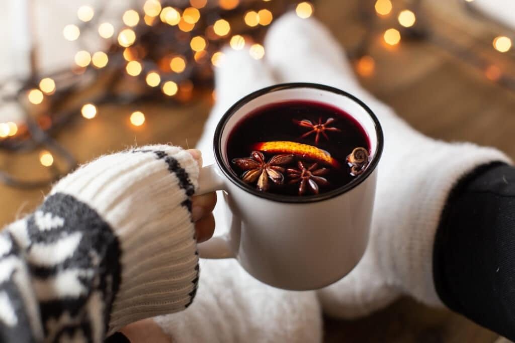 Découvrez le vin chaud maison : un ingrédient secret pour un goût inoubliable