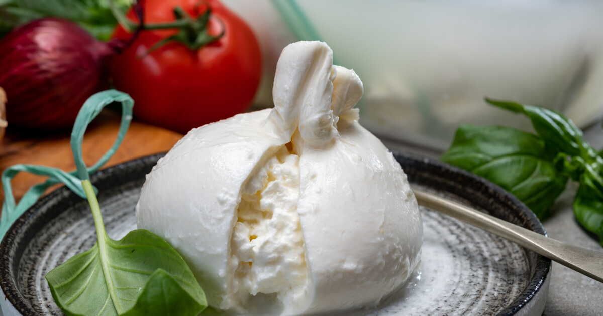 Découvrez l'astuce surprenante pour sublimer votre mozzarella